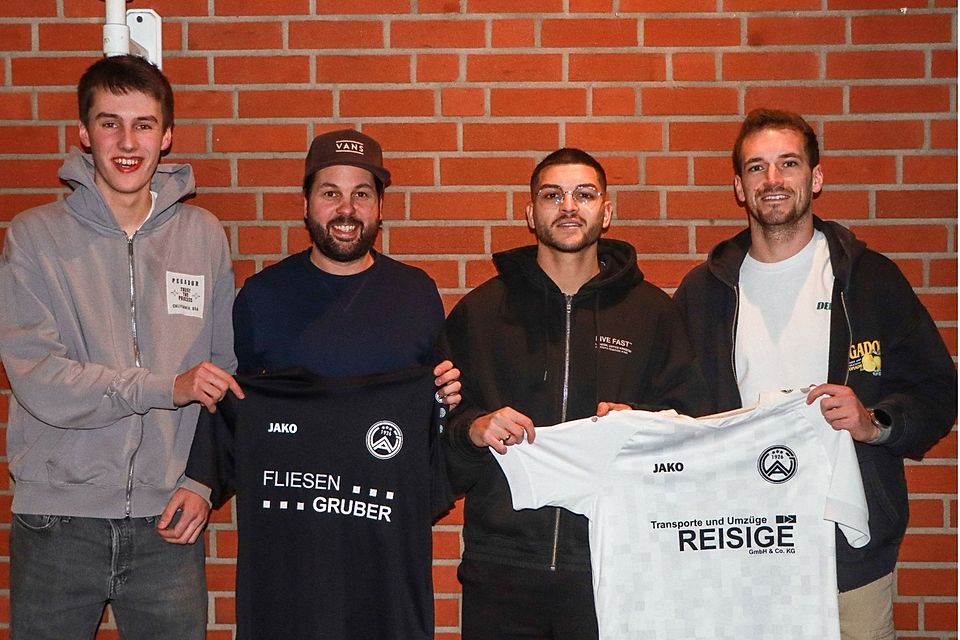 (v.l.:) Niels Koch, GWA-Coach Lennart Rading, Julin Muthulingam und Christian Biermann.