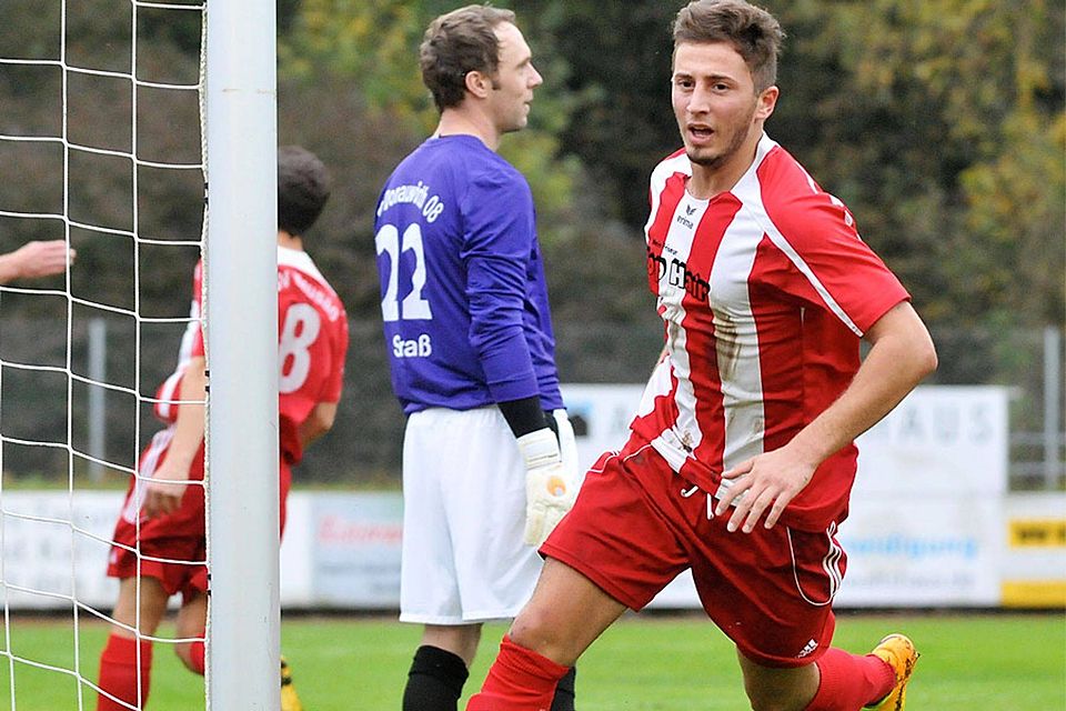 Elf Treffer hat Hakan Senyuva für den TSV Neusäß erzielt ? jetzt kommt er mit Türkspor Augsburg an den Lohwald.	F.: Andreas Lode