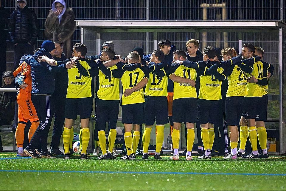 Der Zusammenhalt spielt beim SV Lauterhofen eine große Rolle – vor allem in dieser Saison. Der Zusammenhalt spielt beim SV Lauterhofen eine große Rolle – vor allem in dieser Saison.