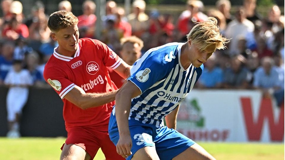 Zweiter Sieger: Der Bahlinger SC um Marco Bauer (links) verpasste die Pokal-Überraschung gegen Magdeburg. 