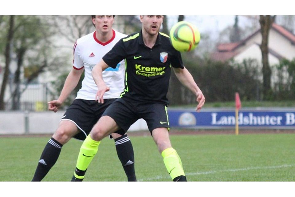 Mit einem 0:0 trennten sich der FC Gergweis und die DJK-SV Altdorf. F: Neumaier