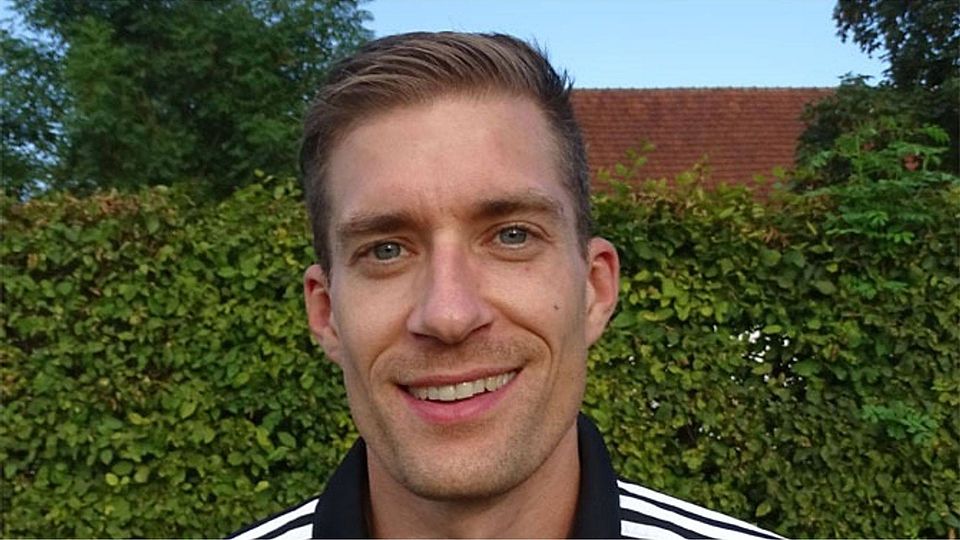 TSV Moosburg-Trainer Michael Pech kann mit dem Auftritt seiner Mannschaft zufrieden sein. Foto: Andreas Irl