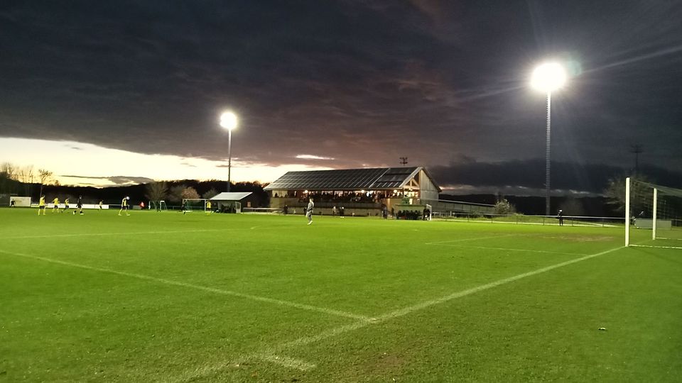 Auch in dieser Saison findet das Eröffnungsspiel des 2.Bezirks der 1.Division in Mensdorf statt