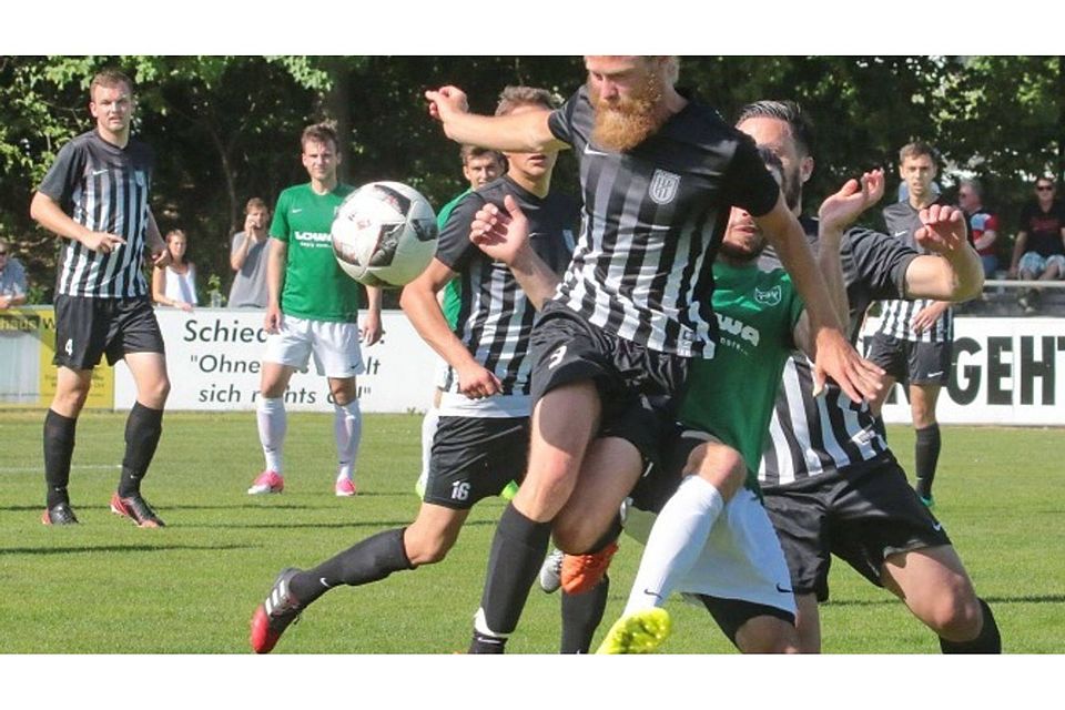 Landesliga ade‘: Die Echinger spielen kommende Saison nach der 0:4-Niederlage gegen Jetzendorf in der Bezirksliga. LEH