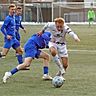 Aktuell nicht zu stoppen: Jonas Poniewaz (r.) vollendet sein Zusammenspiel mit Moritz Müller per Distanzschuss ins Kreuzeck und sorgt so für die frühe 1:0-Führung.