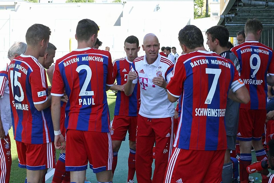 Erik ten Hag (Mitte, im weißen Shirt) war von 2013 bis 2015 Trainer des FC Bayern II.