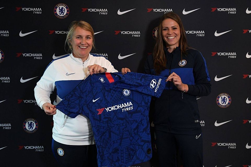Melanie Leupolz besuchte in London schon das Stadion an der Stamford Bridge (wo die Chelsea-Männer spielen, die Frauen ab und zu) – und traf auf ihre künftige Trainerin Emma Hayes. FC Chelsea