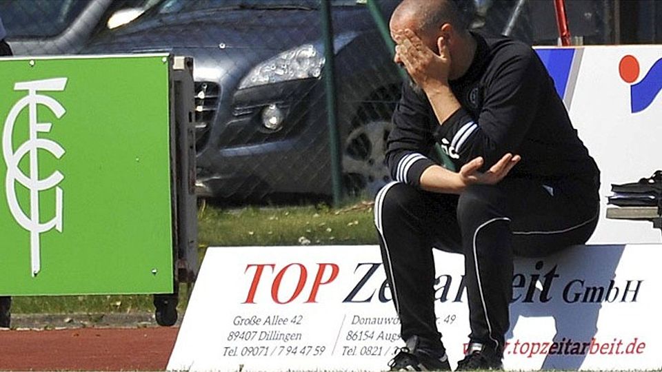 Nichts wird es mit dem Trainerjob beim Landesligisten FC Gundelfingen. Der geplante neue Coach Jaoachim Dewein hat sich mit sofortiger Wirkung aus der Gärtnerstadt verabschiedet.   F.: Walter Brugger