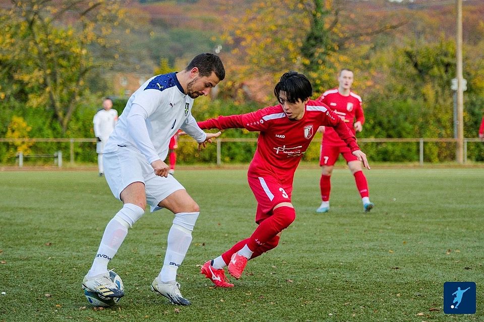 KSC Tesla schlägt nacheinander CfR Links und FC Bosporus.