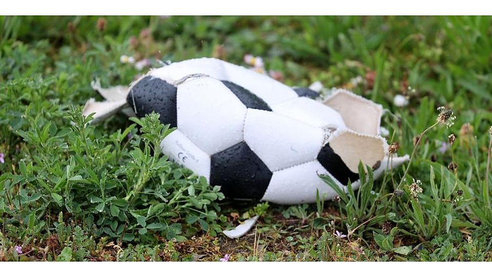 Bei den Fußballerinnen des SC Opel Rüsselsheim ist zum Saisonende die Luft raus. Auch bei der DJK-SSG Darmstadt gab es für die bereits abgestiegenen Verbandsliga-Frauen eine hohe Niederlage. (Archivbild)	Foto: Mario Luge