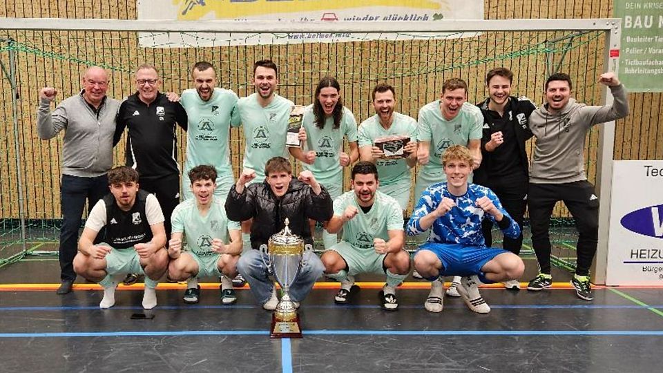 Zum vierten Mal in Folge gewann der SV Köfering den Hubertus-Cup und entwickelt sich langsam zum Abonnementsieger.