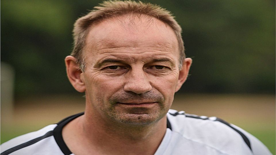 Geert Derksen bleibt weiterhin Trainer von Eintracht Emmerich.