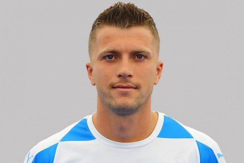 Ex-Profi Vladimir Kovac ist in seinem besten Fußballalter und spielt nun in der A-Klasse.