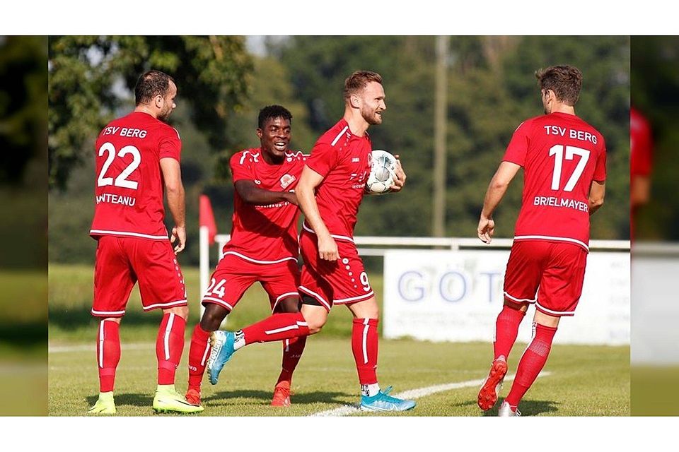 Gute Nachrichten für den TSV Berg: Torjäger Nikolas Deutelmoser ist wieder im Training. Foto: Rolf Schultes