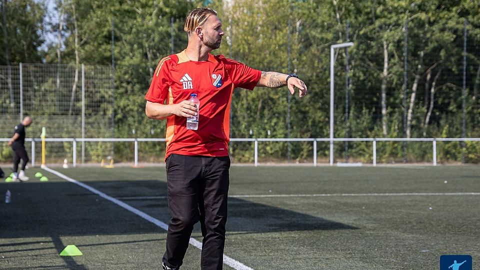 Unterrath-Trainer Deniz Aktag.