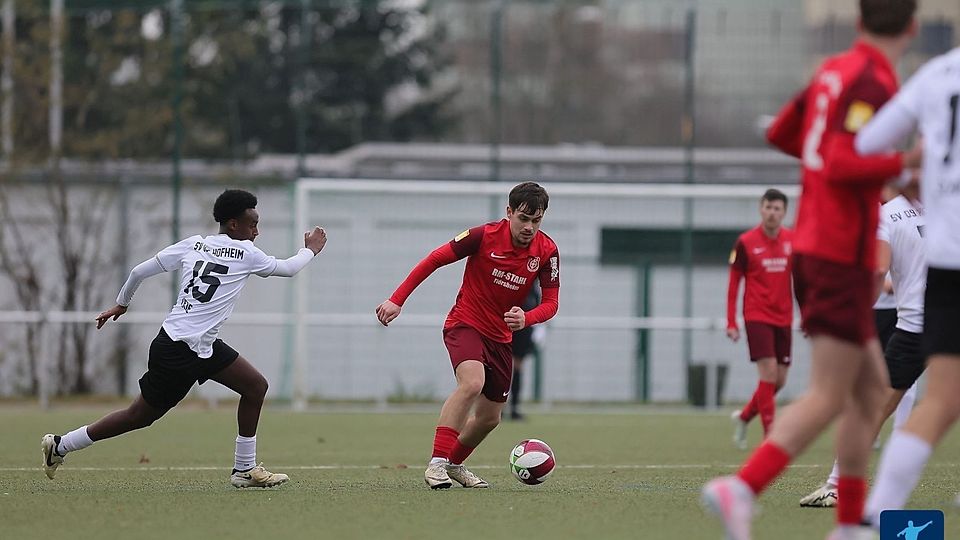 Der Aufsteiger mischt oben mit: Drei Spieltage vor Saisonende wahrt der FC Eddersheim III seine realistischen Chancen auf Platz zwei und sicherte sich dafür einen 3:1-Sieg gegen den SV Flörsheim.