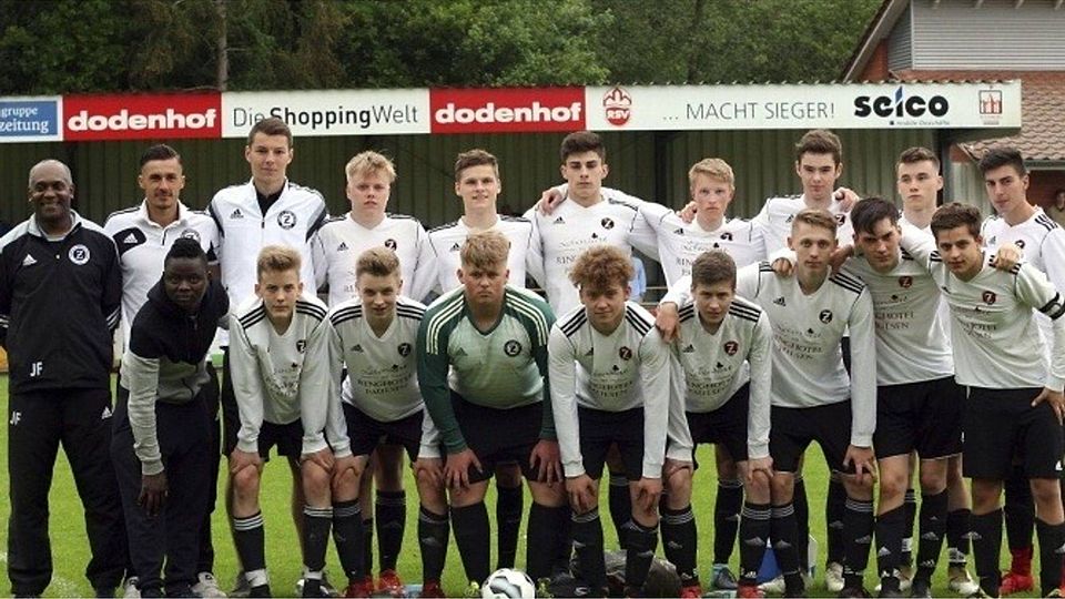 Schlugen sich trotz der klaren Niederlage gegen das Lüneburger Landesligateam als Kreisligist überaus achtbar: Die U18-Junioren des TuS Zeven.