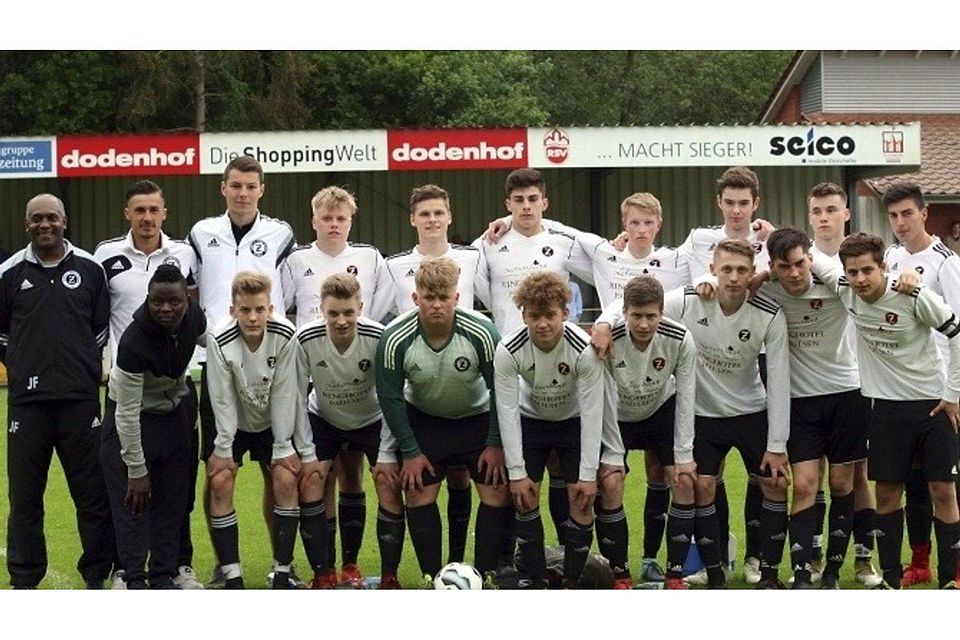 Schlugen sich trotz der klaren Niederlage gegen das Lüneburger Landesligateam als Kreisligist überaus achtbar: Die U18-Junioren des TuS Zeven.