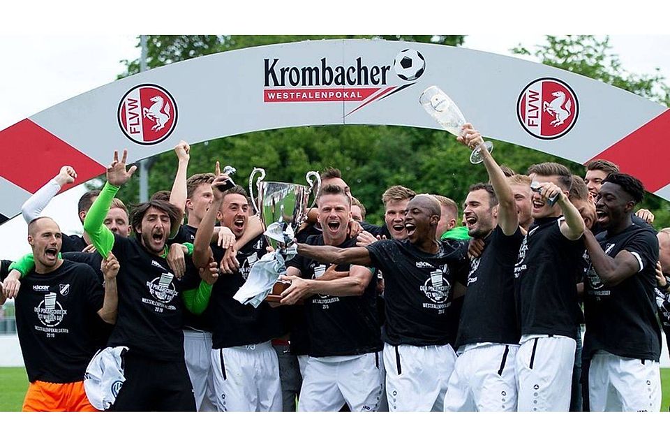 Westfalenpokal-Sieger SV Rödinghausen schlug im Finale Wiedenbrück in 90 Minuten mit 2:1. Die Halbfinals hingegen gingen beide in die Verlängerung.
