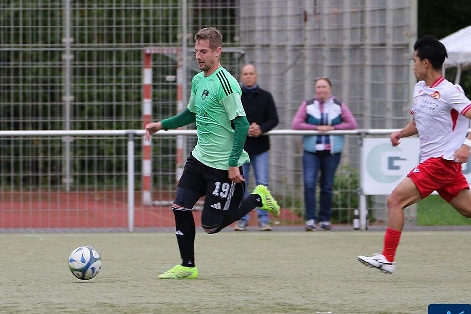André Speer hat für den SV Uedesheim doppelt nach seiner Einwechslung getroffen. André Speer hat für den SV Uedesheim doppelt nach seiner Einwechslung getroffen.