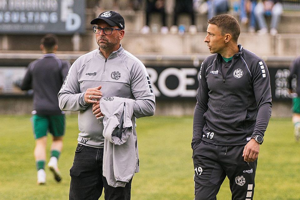 Bayernligist DJK Gebenbach trifft am Samstag auf unbekannte, aber prominente Gegner. Die Coaches Markus Kipry (links) und Andy Graml wollen wichtige Erkenntnisse sammeln.