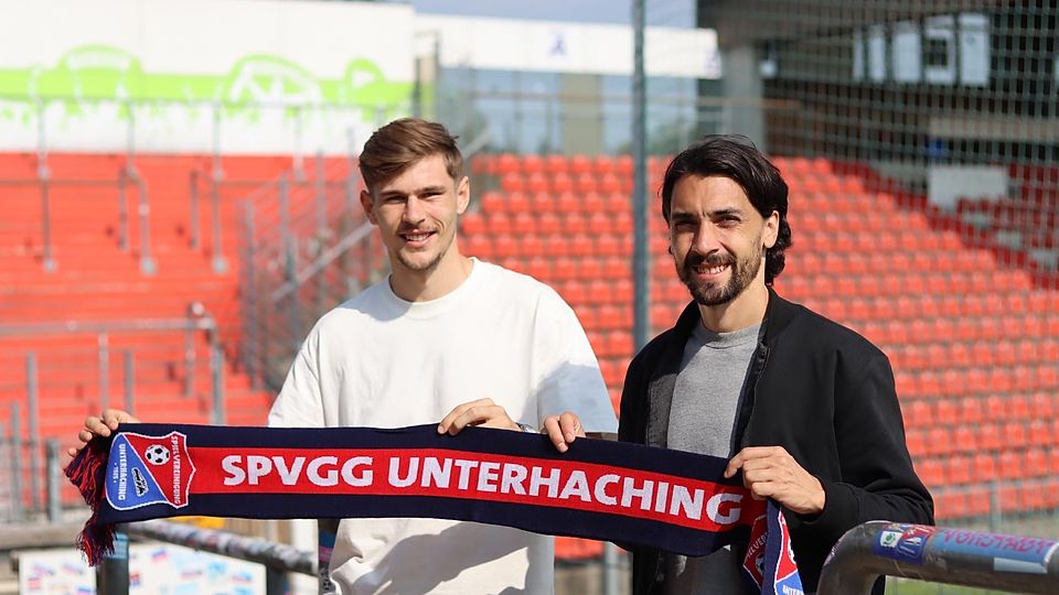 Ein Mann für den Hachinger Angriff: Der ehemalige deutsche Junioren-Nationalspieler Lenn Jastremski (links) mit Sportdirektor Markus Schwabl.