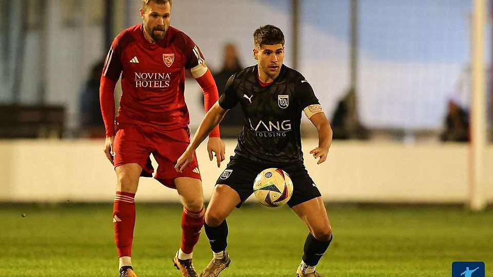 Luca Pulkrabek (rechts) und seine Teamkollegen haben sich schnell in der Bayernliga behauptet.