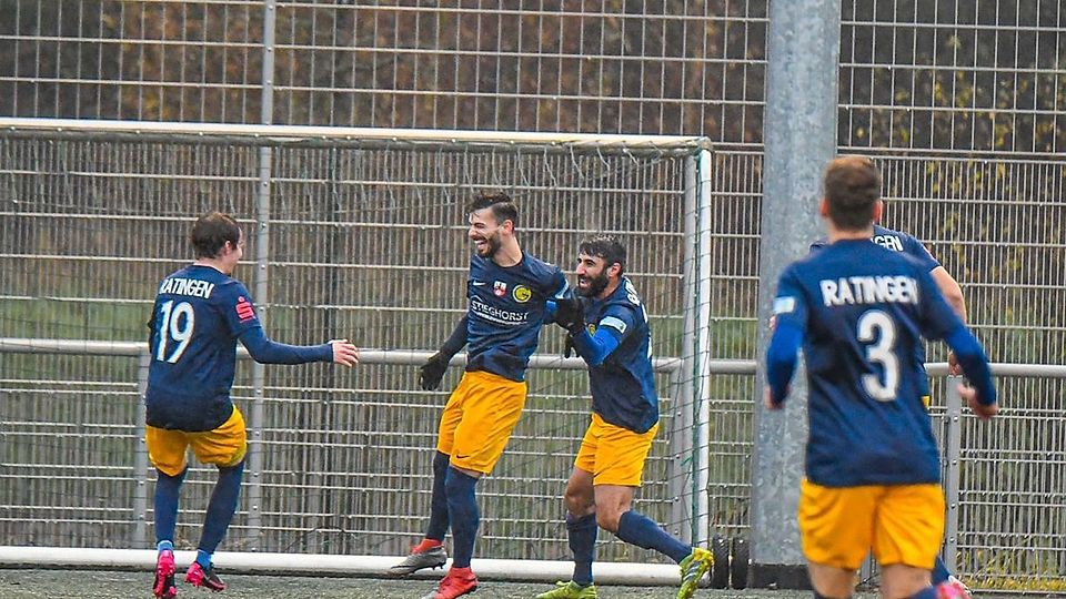 Ratingen 04/19 Fegt Schonnebeck überraschend Deutlich Vom Rasen - FuPa