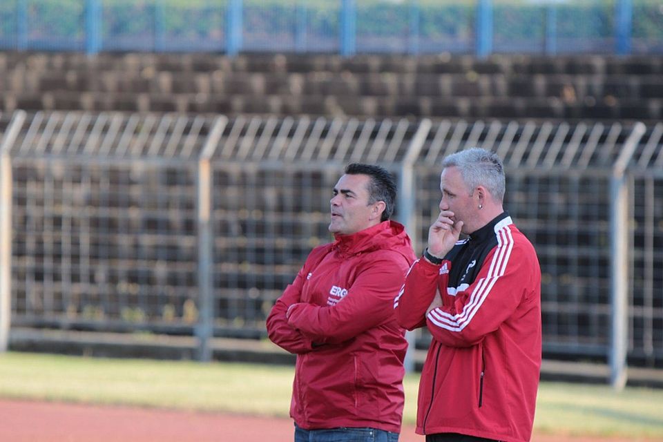 &quot;Wir halten am Trainerduo Pohl/Schröder fest&quot;, heißt es aus dem Vorstand des FC Frankfurt. F: Sabin
