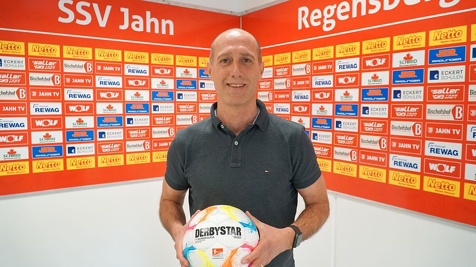 Der neue Cheftrainer des SSV Jahn Regensburg heißt Joe Enochs.