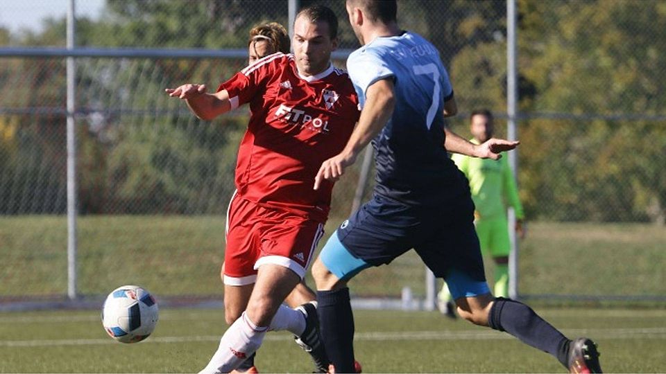 Florian Sprenger (links) ist einer der Top-Spieler der Saison beim TSV Weilimdorf. Foto Baumann