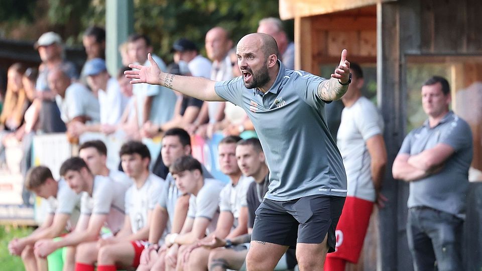 Nach acht sieglosen Spielen in der Landesliga Südost zogen die Verantwortlichen beim SBC die Reißleine.