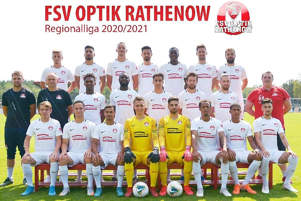Das Mannschaftsfoto des FSV Optik Rathenow 2020/2021.
