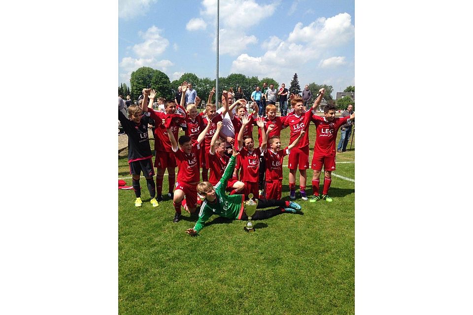 An Fronleichnam ging die D-Jugend der Giesenkirchener als Sieger vom Platz.   Foto: DJK/VfL Giesenkirchen