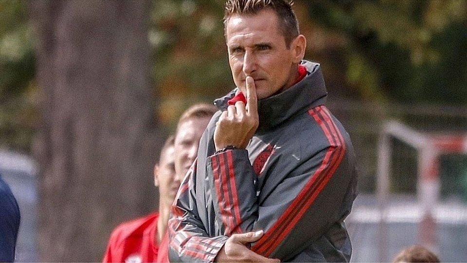 Meist die Ruhe selbst: Miroslav Klose wurde als Bayern-Coach selten laut.	Foto: hbz/Stefan Sämmer