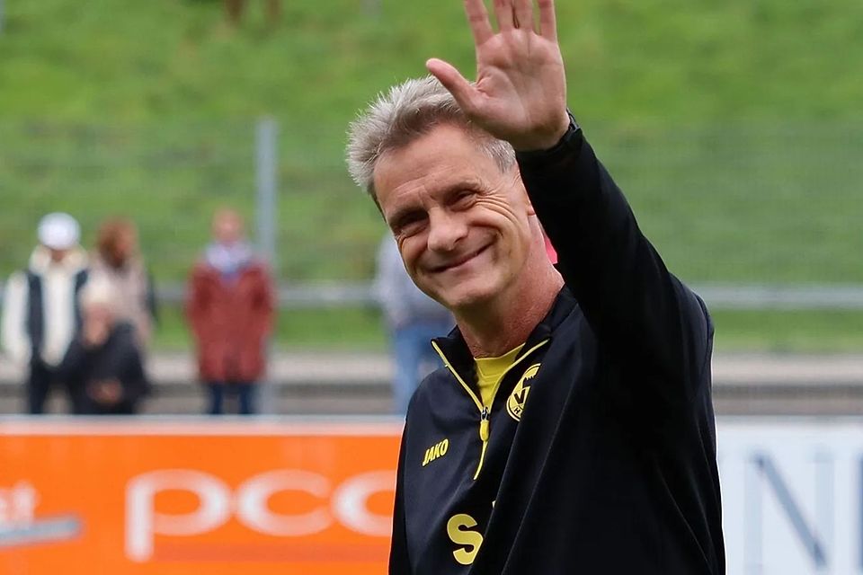 Janßen geht in seine zehnte Saison als Trainer des VfB