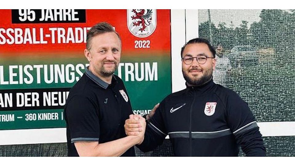 Da ist noch alles in petto, jetzt tritt Claudius Weber (l., mit Fatih Yildirim) als Jugendkoordinator beim FC Gießen zurück. © FC Gießen