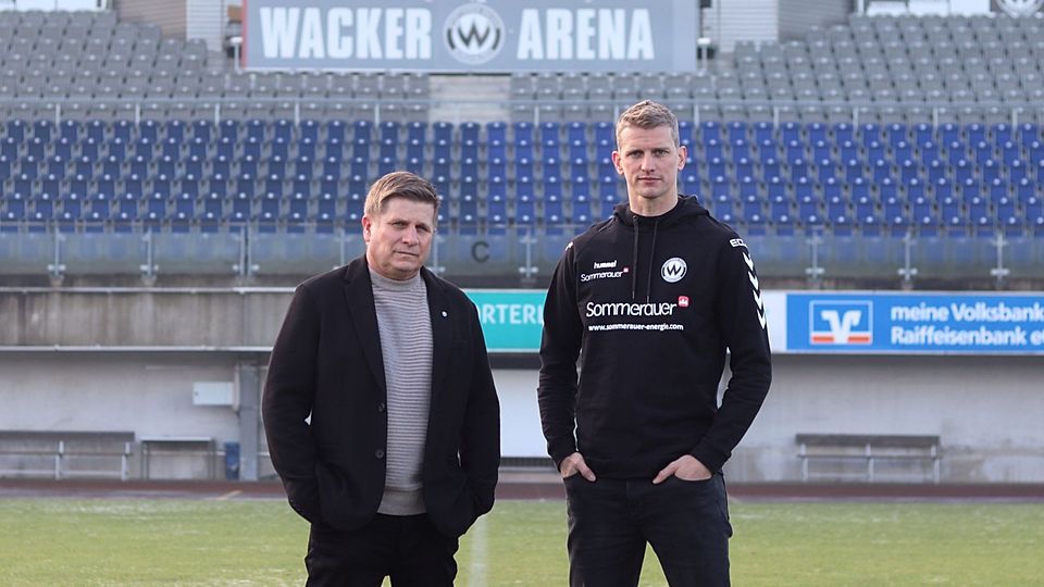 Geben ab sofort in Burghausen die Richtung vor: Cheftrainer Lars Bender (re.) und Spordirektor Wolfgang Schellenberg. 