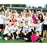 Großer Jubel: Die Frauen der SG Erfthöhen freuen sich über den 1:0-Sieg im Pokalendspiel über die SG Oleftal. Foto: Steinicke