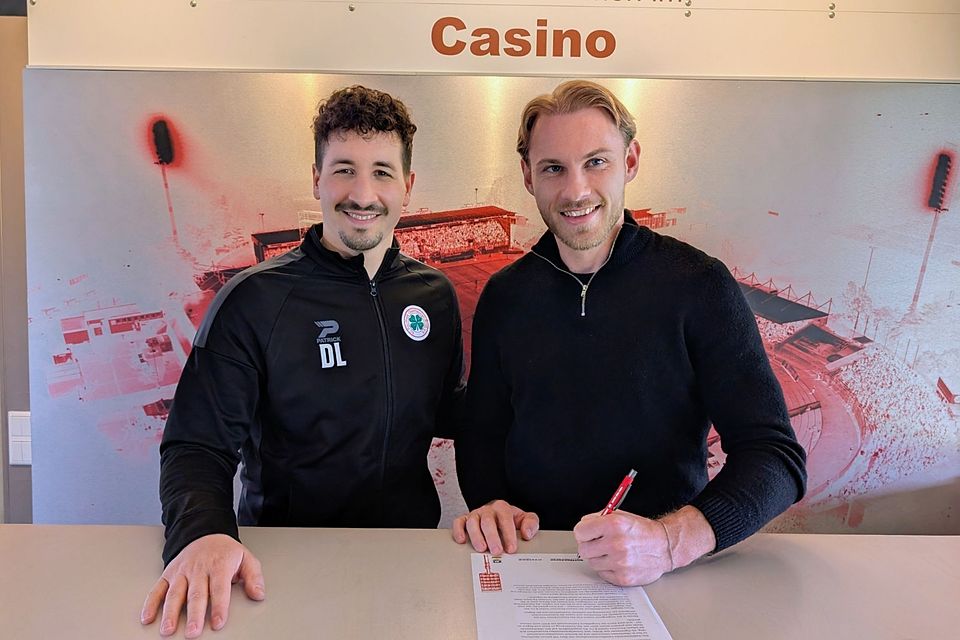 Pierre Fassnacht verlängert bei RWO. Pierre Fassnacht verlängert bei RWO.