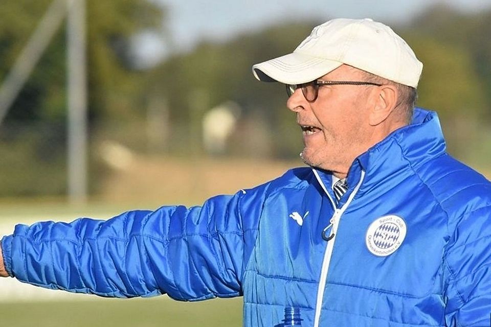 Beendet seine bewegte Trainerkarriere: SCO-Coach Günter Bayer.