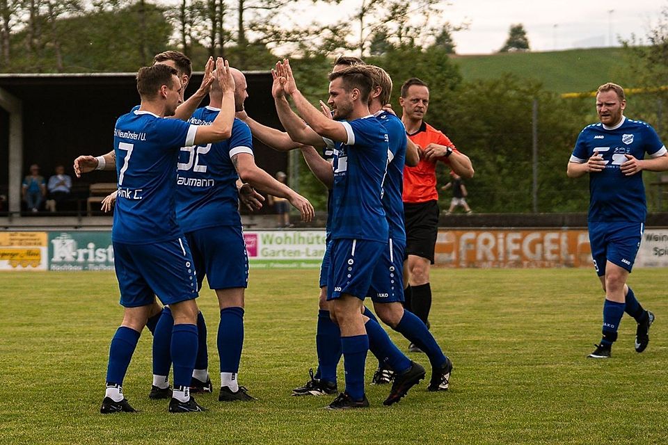 Der SSV Neumünster jubelte über den 1:0-Sieg beim direkten Konkurrenten SSV Glött.