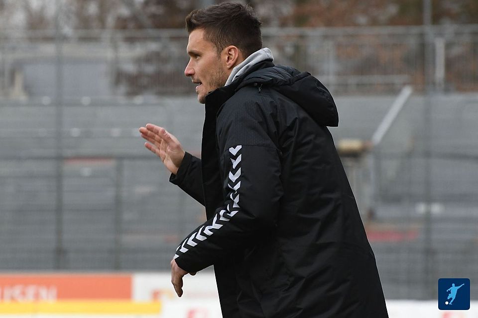 "Meiner Meinung nach ist er nicht der klassische Co-Trainer, der nur Hütchen aufstellt", sagt Wackers Sportlicher Leiter Karl-Heinz Fenk über Thomas Kurz (Foto).