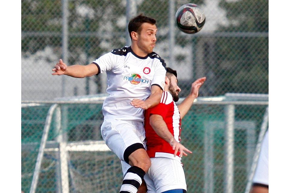 Raphael Hahn gelangen im Spiel gegen den SV Ümmet fünf Tore, vier davon innerhalb von fünf Minuten. F: Pressefoto Baumann