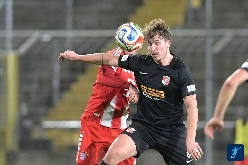 Instinktfußballer im Gäuboden: Andreas Wagner (rechts) hat seinen Torriecher von der Kreisklasse bis in die Regionalliga Bayern konservieren können.