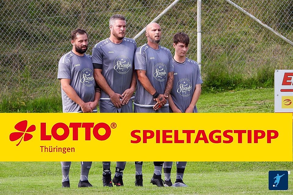 Robin Rosemann (2. v. l) tippt den 1. Spieltag der KOL Südthüringen.