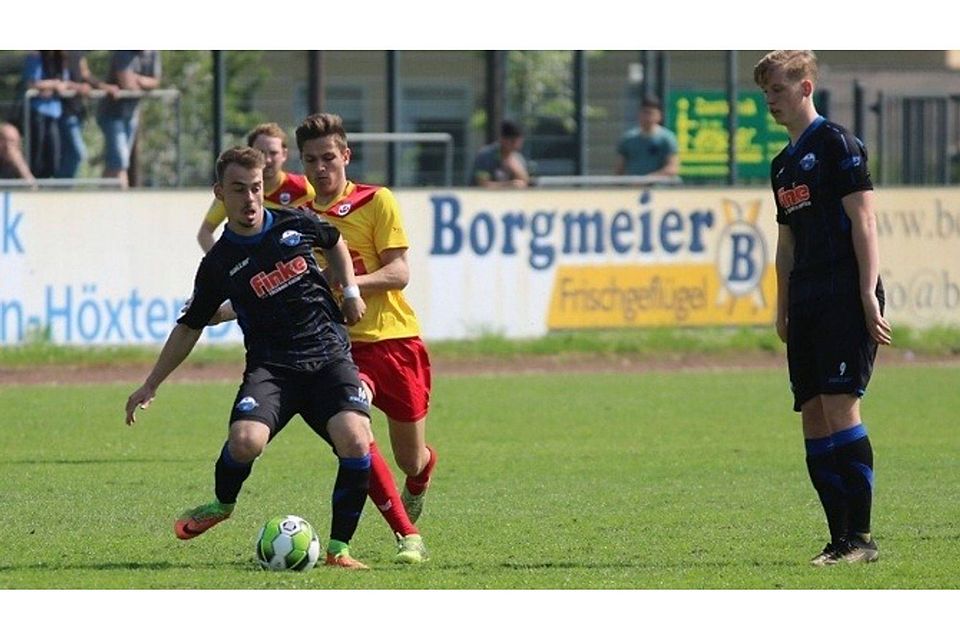 Gesichter der neuen Saison: Die Paderborner U19-Spieler Malte Kaiser (l.) und Oliver Schindler (r.) schnuppern bereits jetzt Oberligaluft. F: Heinemann