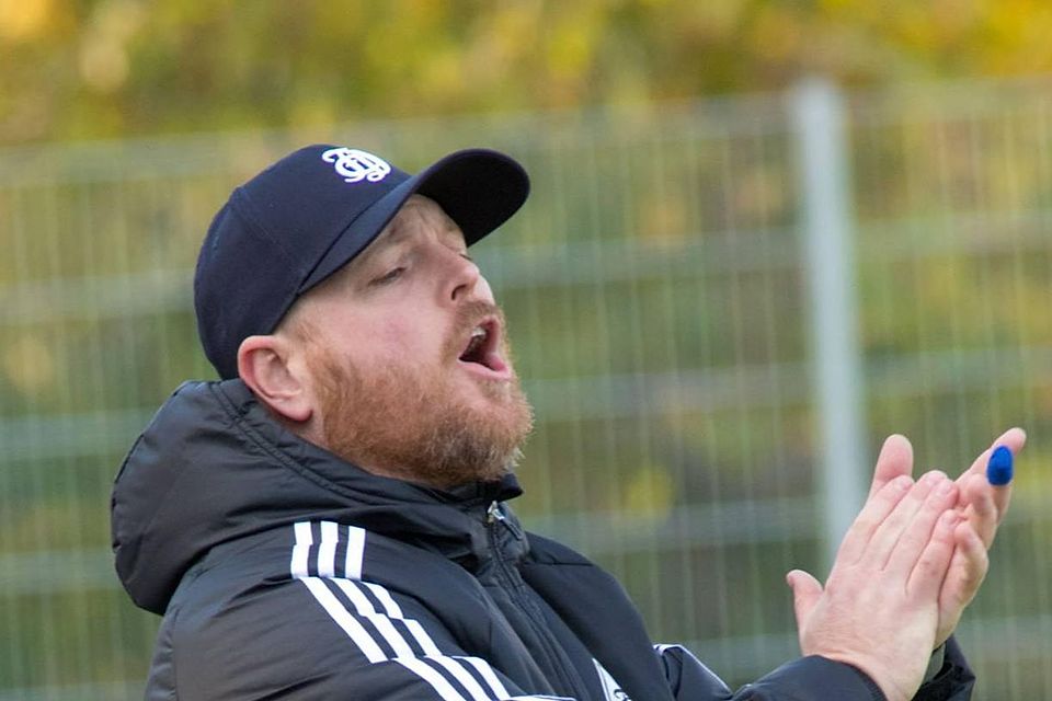 In allen Bereichen voll engagiert: Deisenhofens Trainer Andeas Pummer ist jetzt Inhaber der Trainer-A-Lizenz.