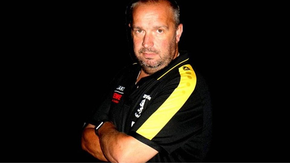 Jürgen Daser, Teammanager des TSV Grafing, beklagt das schwindende Interesse am Hallenfußball. FOTO: TSV Grafing