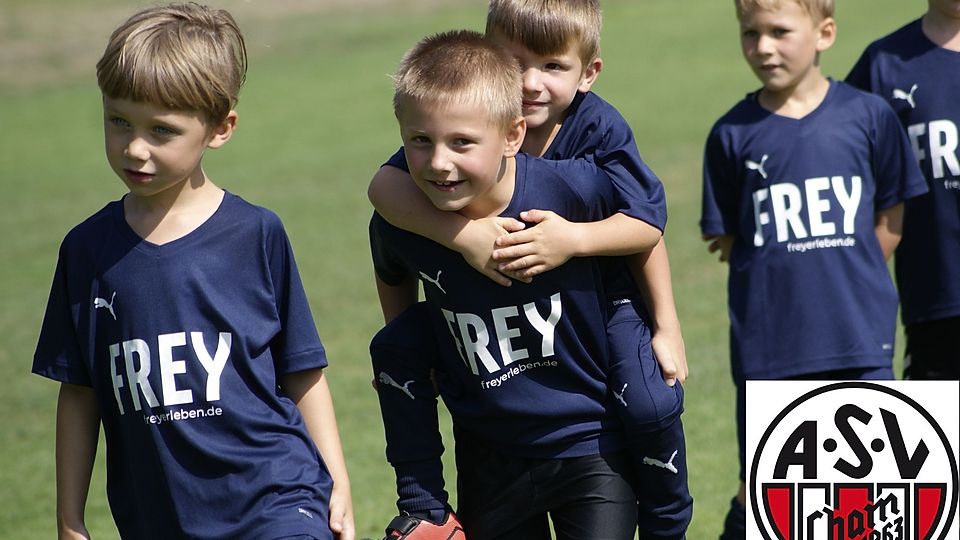 Spiel und Spaß ist beim ASV Fußball Camp unter Einhaltung der gültigen Corona-Regeln garantiert. 